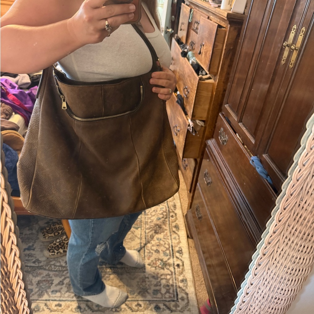 Yves saint Laurent extra large hobo bag - Picture 16 of 16